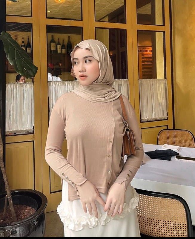 Indo Yandex Viral Hijab Saat Dunia Diam Dan Kamu Teriak Adik Kaka Top Global